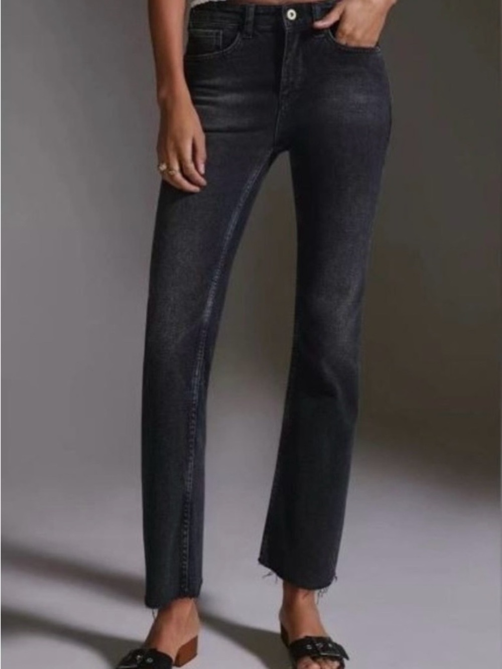 Anthropologie Pilcro Jeans The Yaya Mid-Rise Crop Flare Black Size 31 Raw Hem
